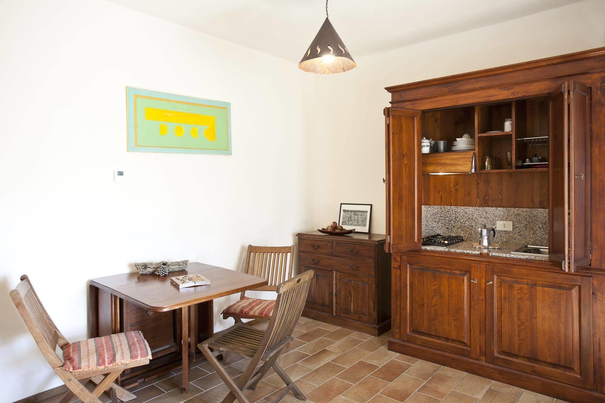 Casale Pundarika Guest House ริปาร์เบลลา ภายนอก รูปภาพ