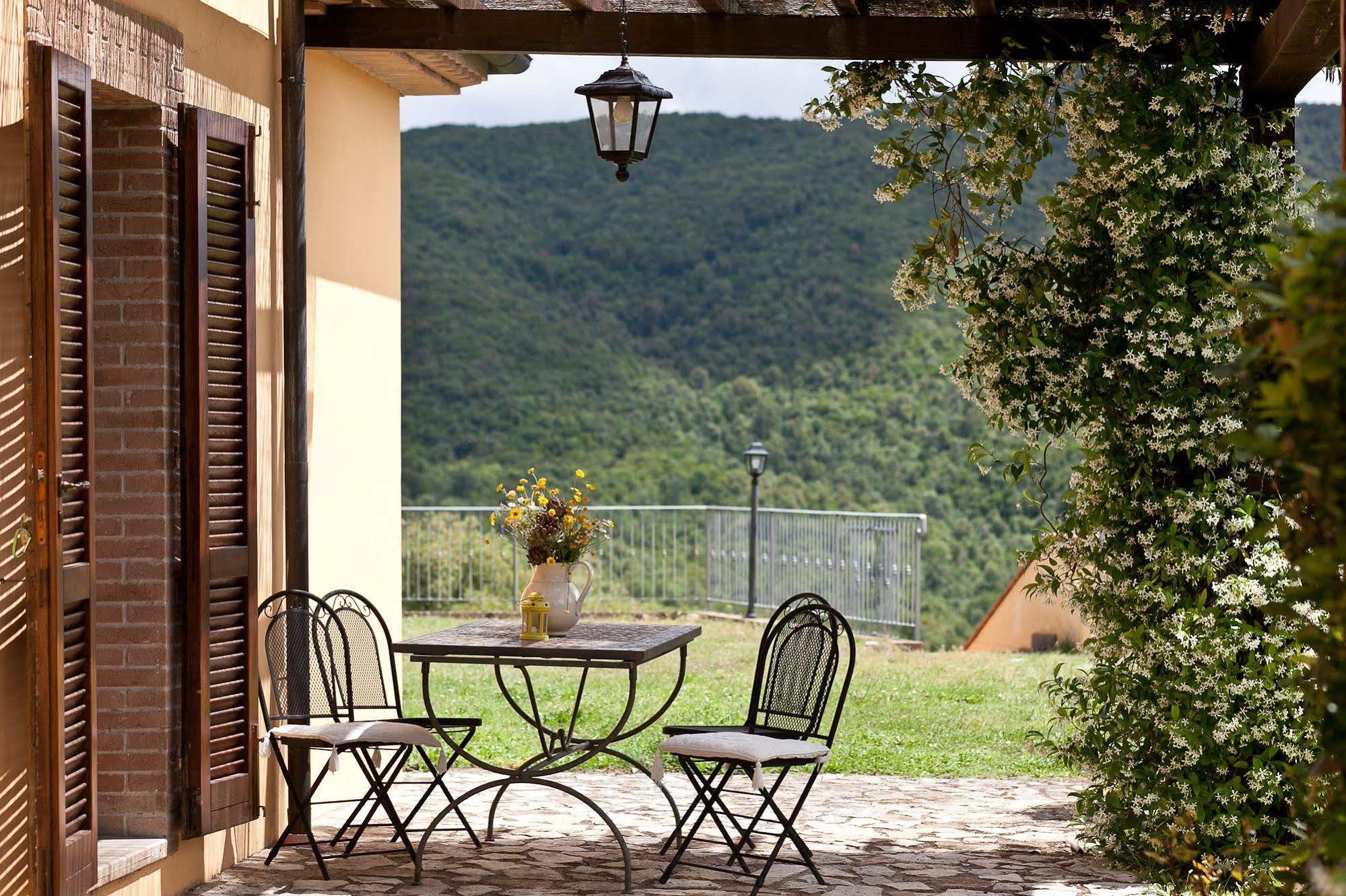 Casale Pundarika Guest House ริปาร์เบลลา ภายนอก รูปภาพ